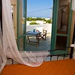 Seaside Retreats - Serenity By The Pool * سكيروس