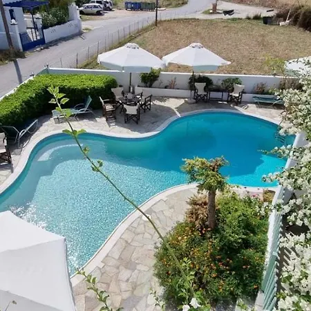 Seaside Retreats - Serenity By The Pool Apartment Skyros